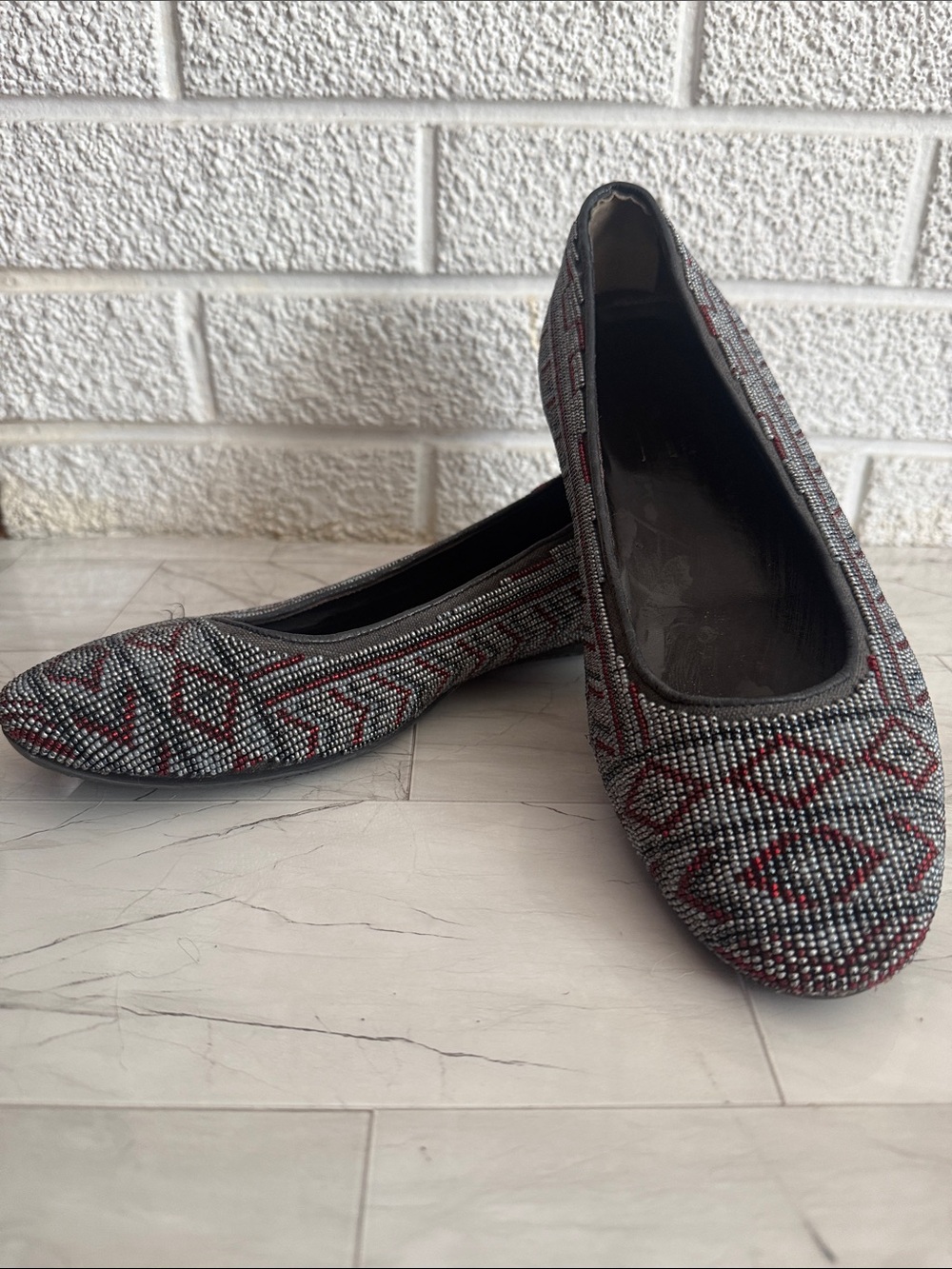 Donald J Pliner Hasin Beaded Ballet Flats size 8.5